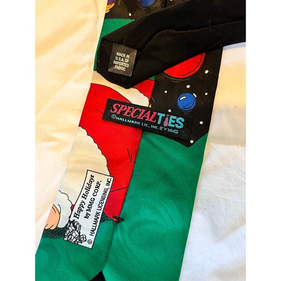 Hallmark Specialties Men's Black Santa Playing Golf Christmas Neck Tie - Picture 5 of 5